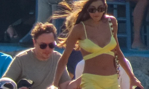 Elon Musk în Mykonos jpg