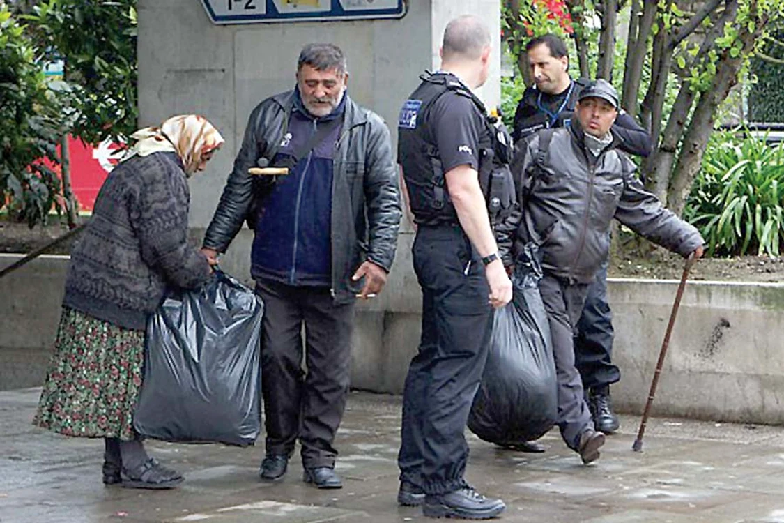 În ciuda amenzilor, românii revin a doua zi la locul faptei