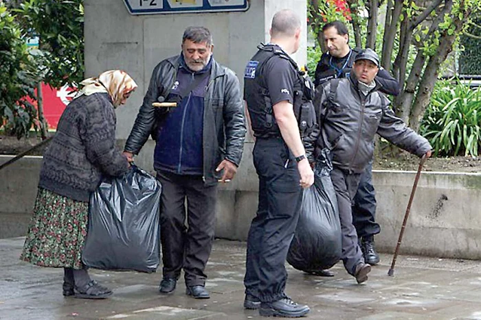 În ciuda amenzilor,  românii revin a doua  zi la locul faptei