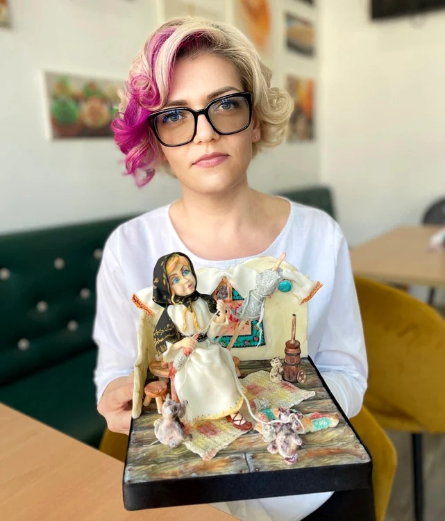 Dana Vătășescu realizează figurine din pastă de zahăr  Foto: Arhivă personală
