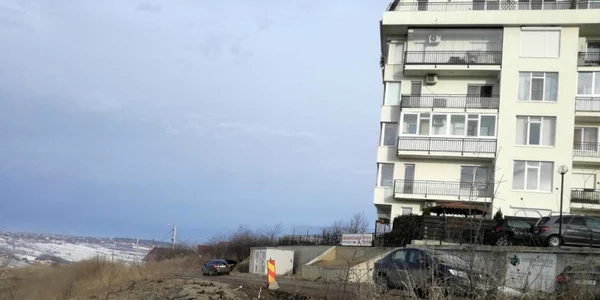 Drum distrus de aluncări de teren FOTO Consiliul Judeţean Iaşi