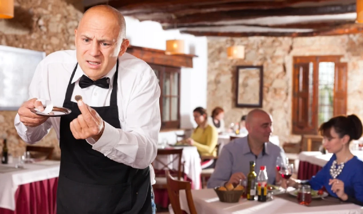 Managerii brașoveni din HoReCa nu știu cum se aplică Legea bacșișului FOTO Adevărul