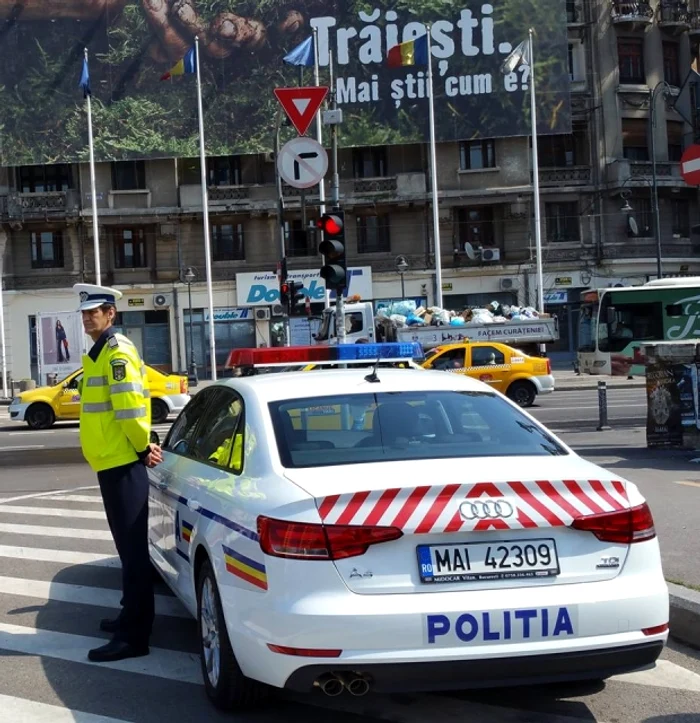 
    Primarul sectorului 6, Ciprian Ciucu, s-a plâns că a fost luat la mișto de polițistul de la dispeceratul Brigăzii Rutiere  