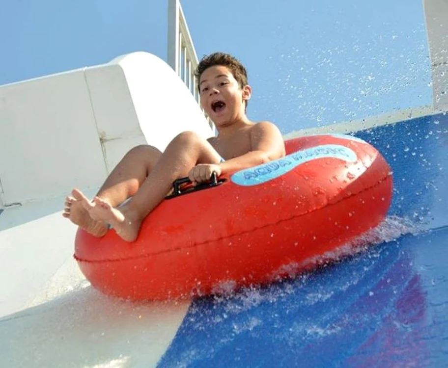 Reacţiile turiştilor de la parcul acvatic AquaMagic Mamaia Sursă foto AquaMagic