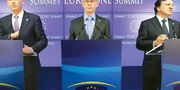 Preşedintele Consiliului European, Herman van Rompuy, a anunţat amânarea pentru 23 octombrie a summitului european