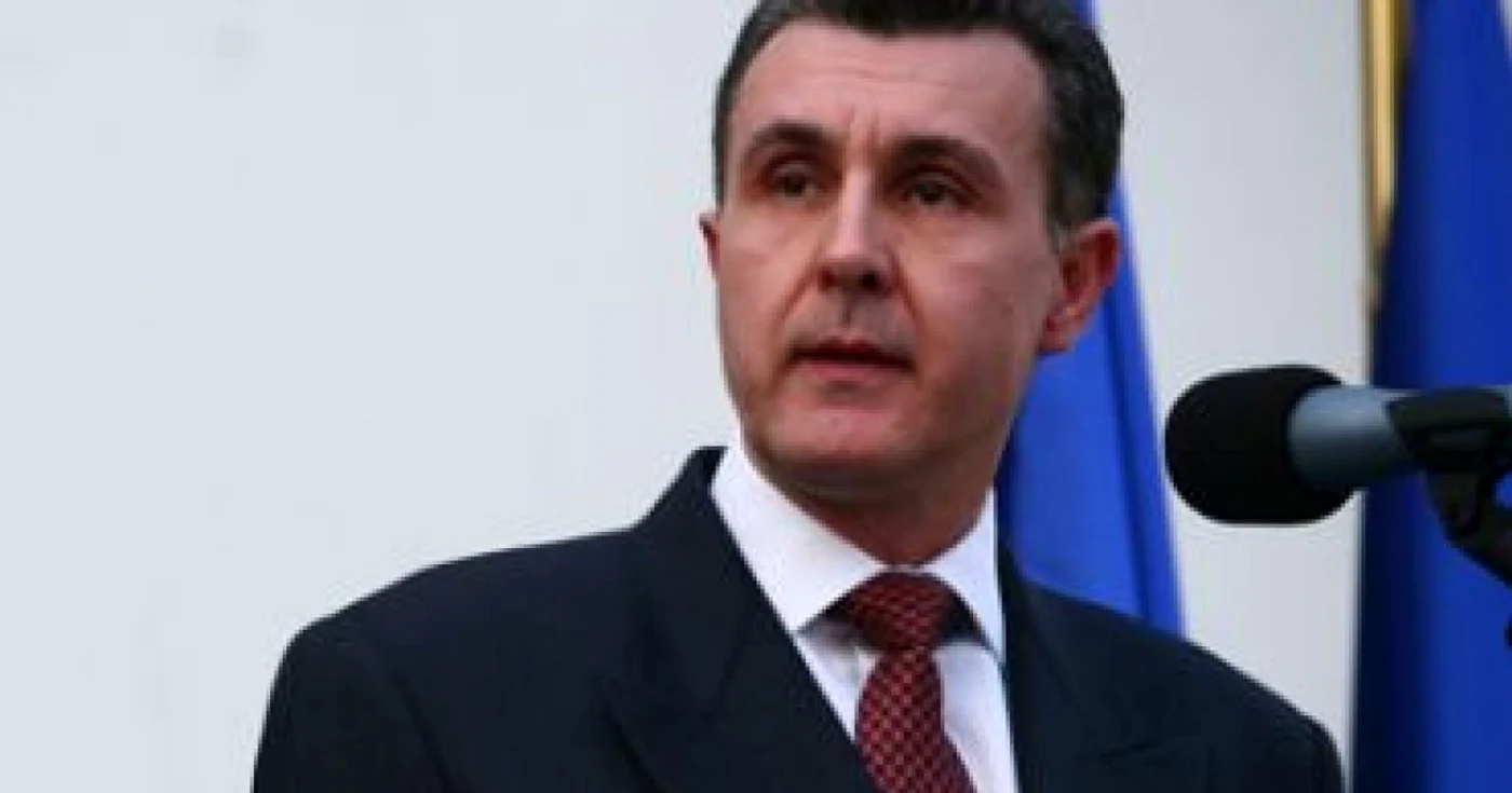 Principele Radu renunţă la aspiraţiile de preşedinte