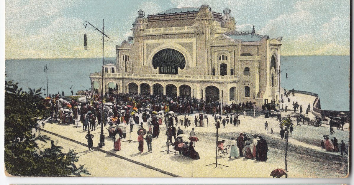 Inaugurarea Cazinoului din Constanța: un castel din povești pe malul mării. Inaugurarea Cazinoului din Constanța: un castel din povești pe malul mării.