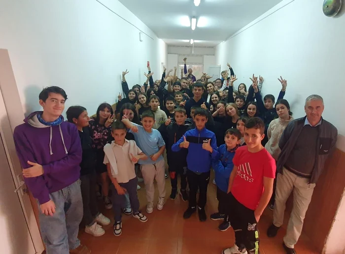 Kidibot IT Treasure Hunt - toamna 2024, Targu-Logresti, Judet Gorj