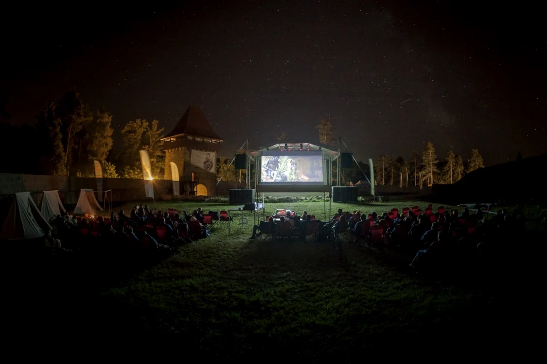 Festivalul de Film şi Istorii de la Râşnov (FFIR) începe pe 28 iulie