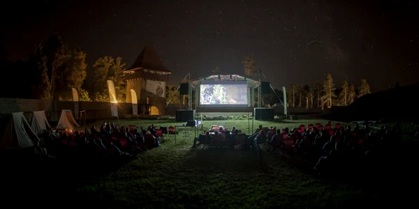 Festivalul de Film şi Istorii Râşnov 