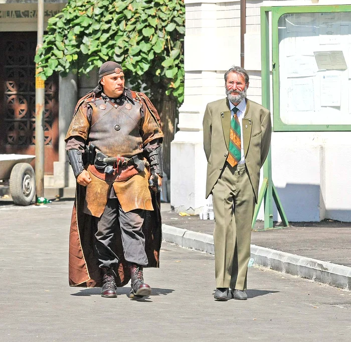 Printre cei care au venit la căpătâiul lui Szobi Cseh au fost Cabral şi soţia lui Andreea, dar şi colegi de-ai cascadorului