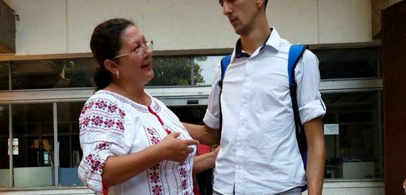 Ionica Tarău şi fiul ei vor merge împreună la facultate