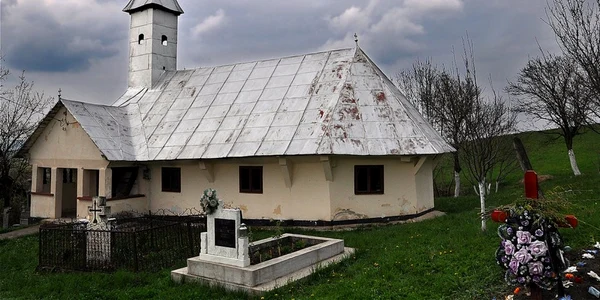 biserica copand