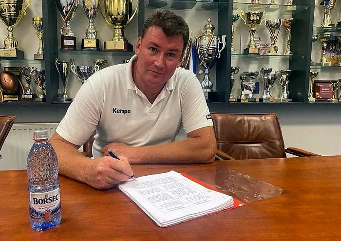 Eliodor Voica a mai pregătit echipa Capitalei acum cinci aniFoto: Facebook/CSMB