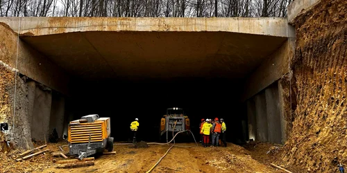 Tuneluri de Autostrada  Foto DRDP Timișoara (2) jpg