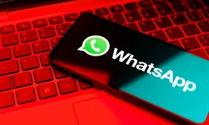 Escrocherie Whatsapp, foto shutterstock jpg