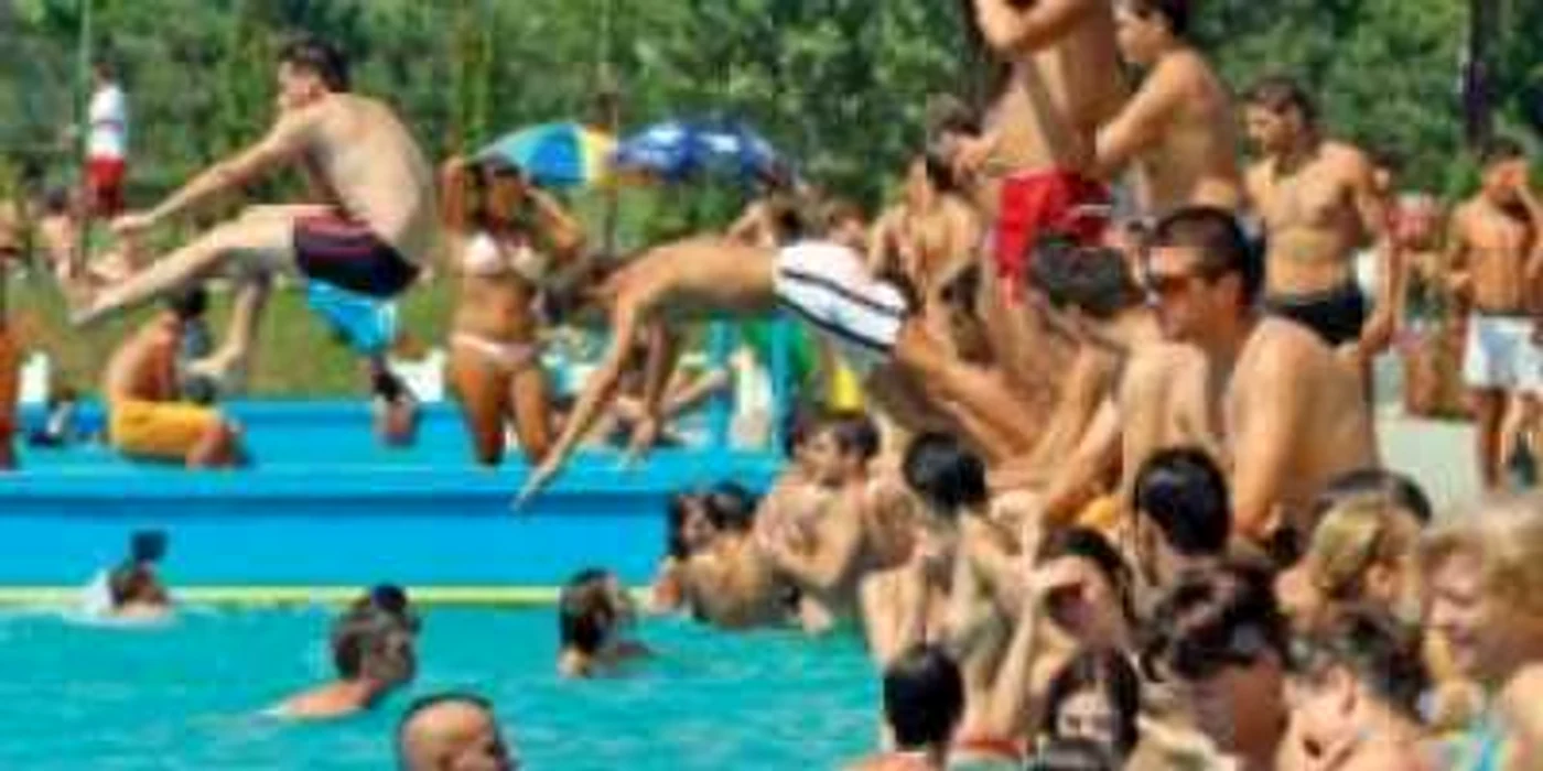 Extremely hot weather this weekend