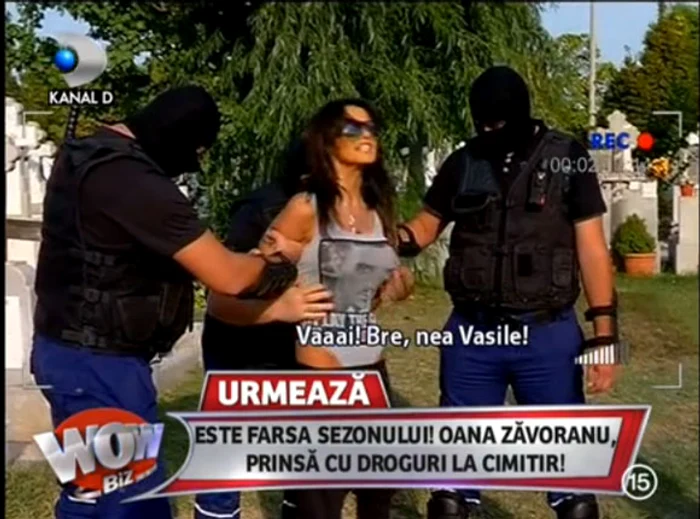 Oana în timpul farsei