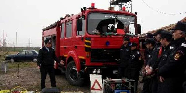 Bacău: Cursuri de pregătire la Inspectoratul pentru Situații de Urgență