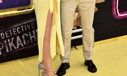 Blake Lively a venit pe covorul roşu alături de soţul ei, Ryan Reynolds jpeg