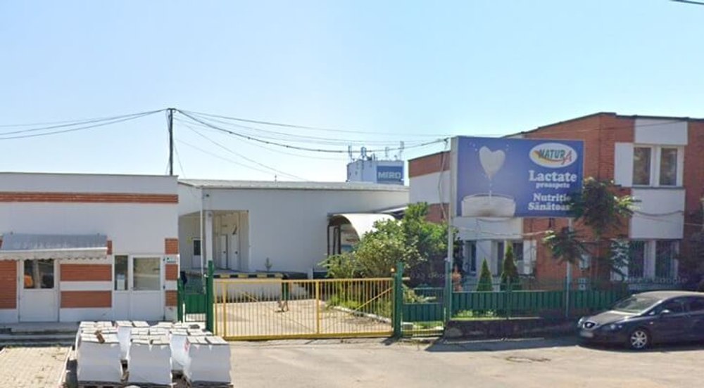 Cea mai mare fabrică de lactate din Târgoviște a fost scoasă la vânzare. Ce sumă este cerută pe ea