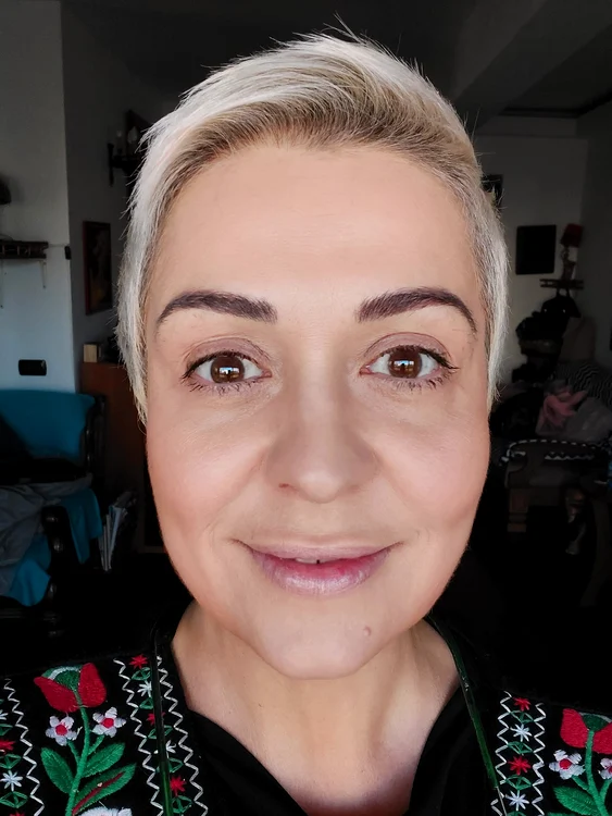 Monica Anghel fără machiaj. Foto: Facebook