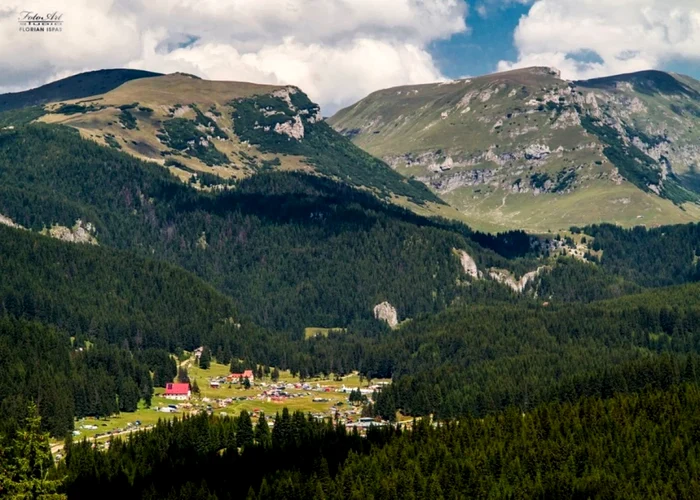 Platoul Padina din Munţii Bucegi: FOTO: Arhivă