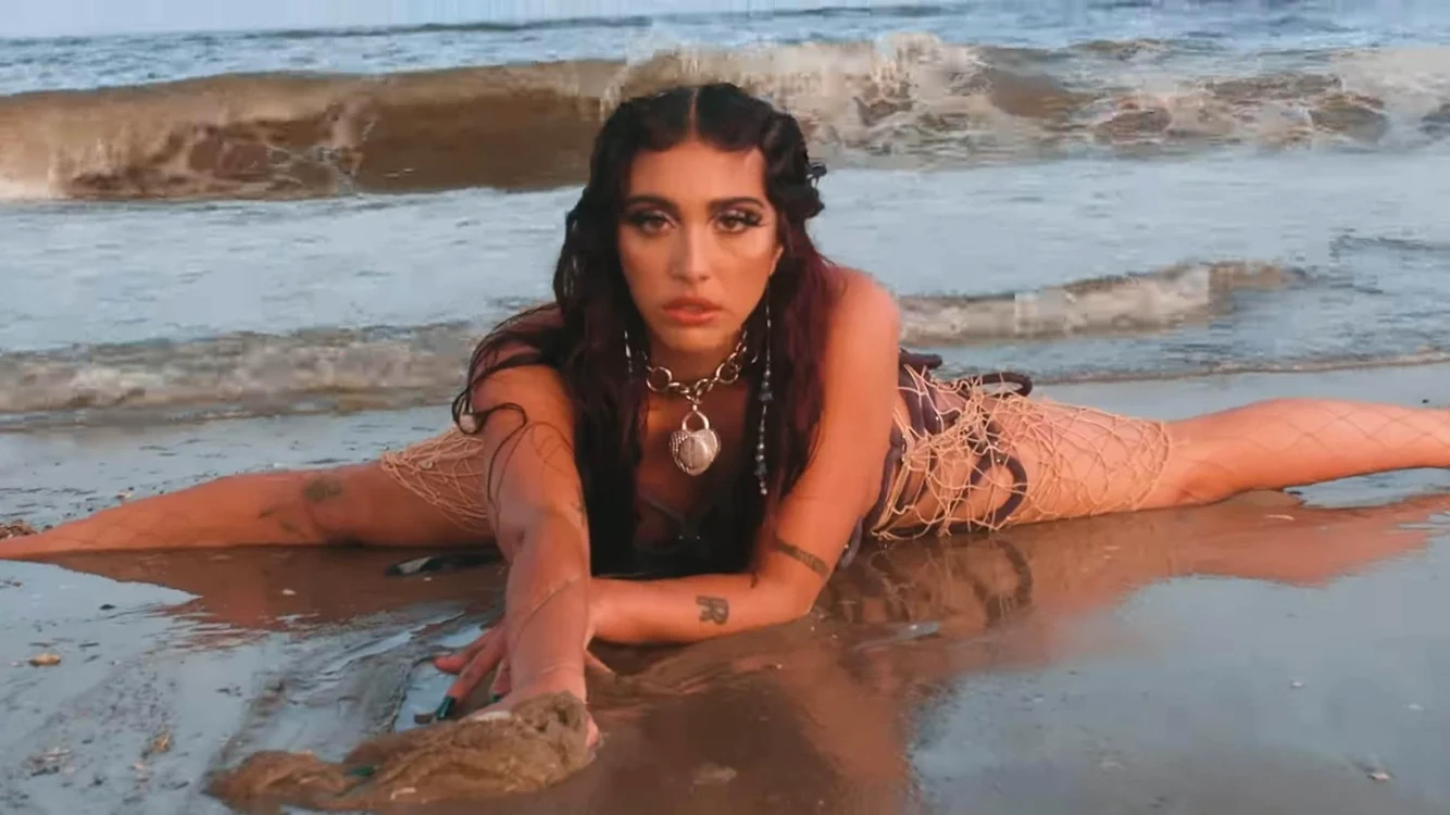Lourdes Leon jpg