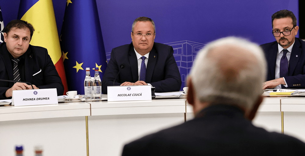 Ciucă, întrevedere cu reprezentanții AFDPR. Ce a discutat premierul cu foștii deținuți politici