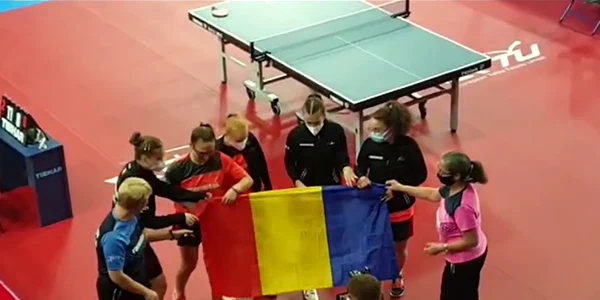 Echipa feminină U19 a României la tenis de masă