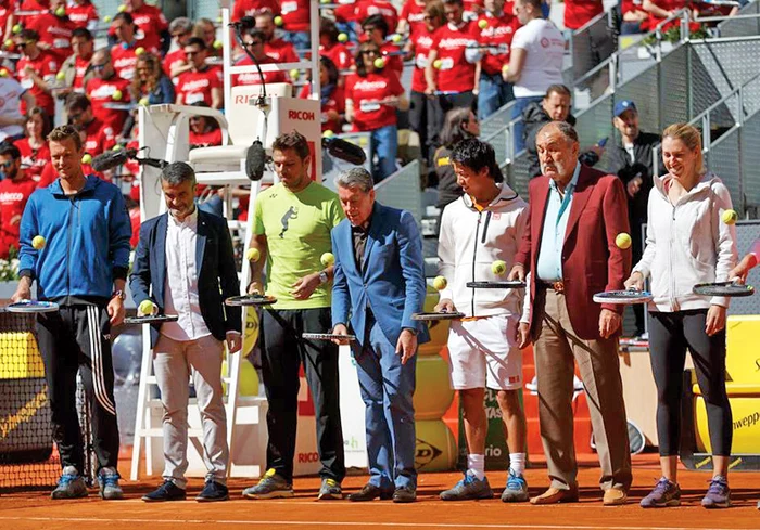 Ion Ţiriac a ţinut mingea pe rachetă zece secunde