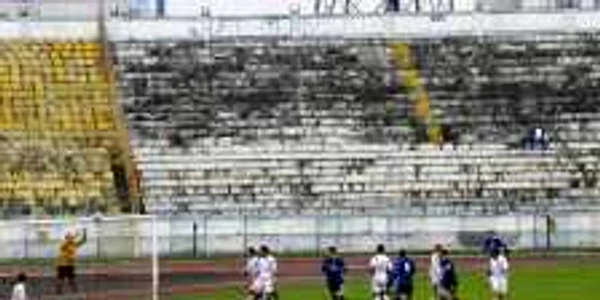 FCM Bacău înfruntă Dinamo II Bucureşti