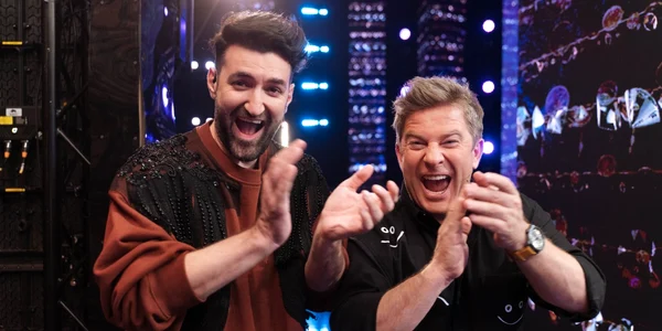 Smiley si Pavel Bartos Foto Pro TV 2 jpg