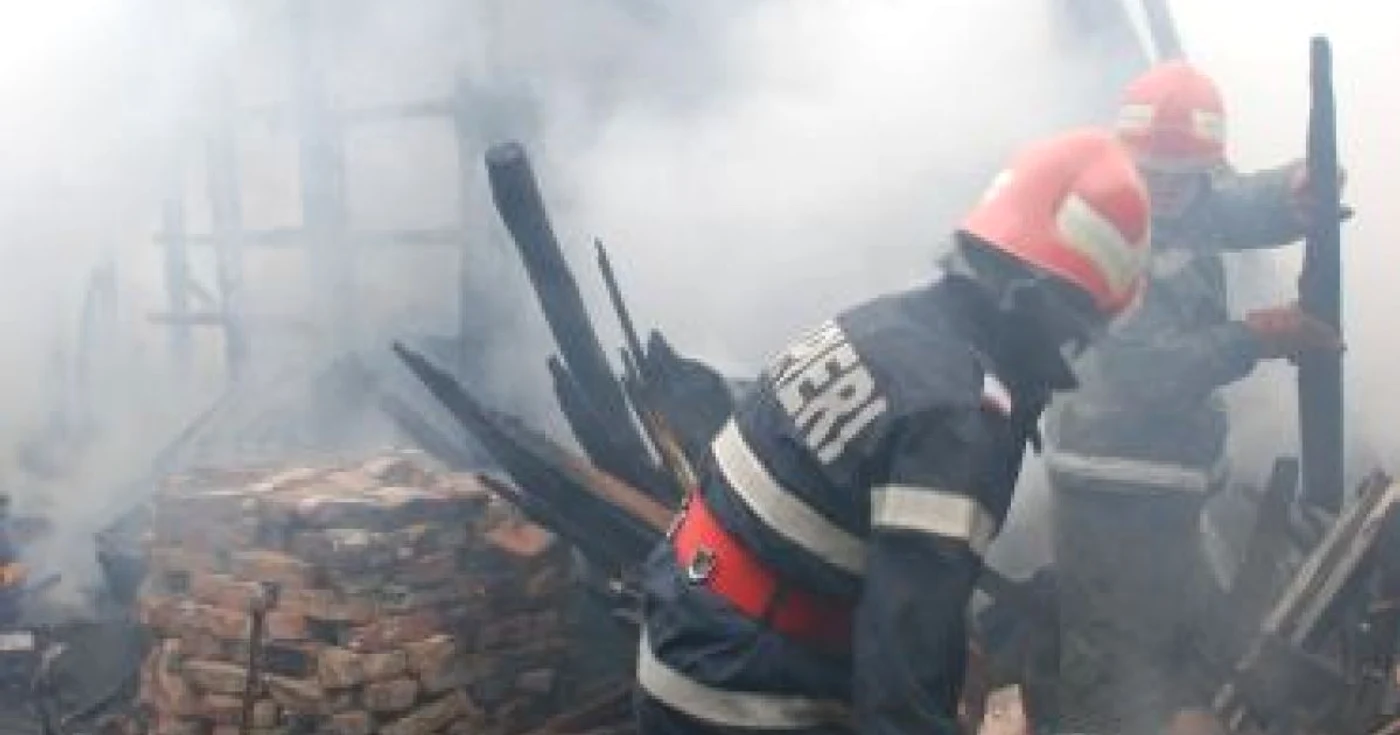 Brăila: Incendiu în Brăiliţa azi noapte