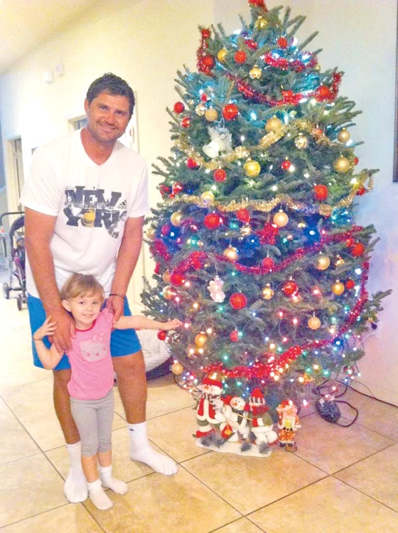 Rudele cele mai apropiate ale  familiei au fost, zilele trecute,  oaspeţi de seamă în casa lui Catrinel (FOTOGRAFII: ARHIVA PERSONALĂ)