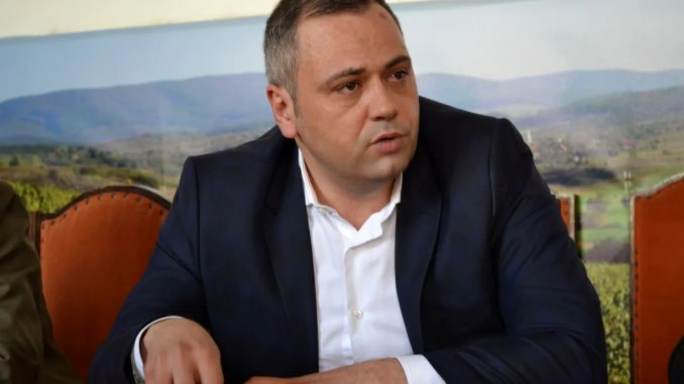 Credit Foto: Agrointel. Şeful PSD-ist al ANIF şi-a negociat cu PNL un post de vicepreşedinte în aceeaşi instituţie
