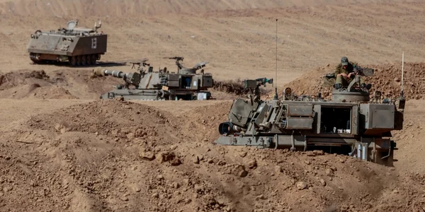 Tancuri israeliene FOTO EPA EFE jpg
