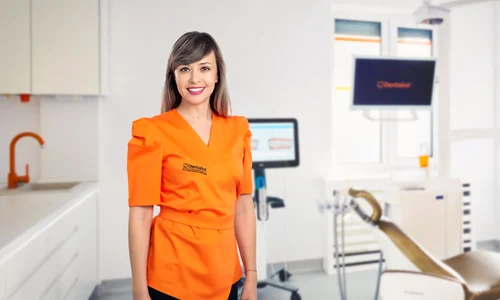 dr  Alexandra Mircea Dentalist jpg