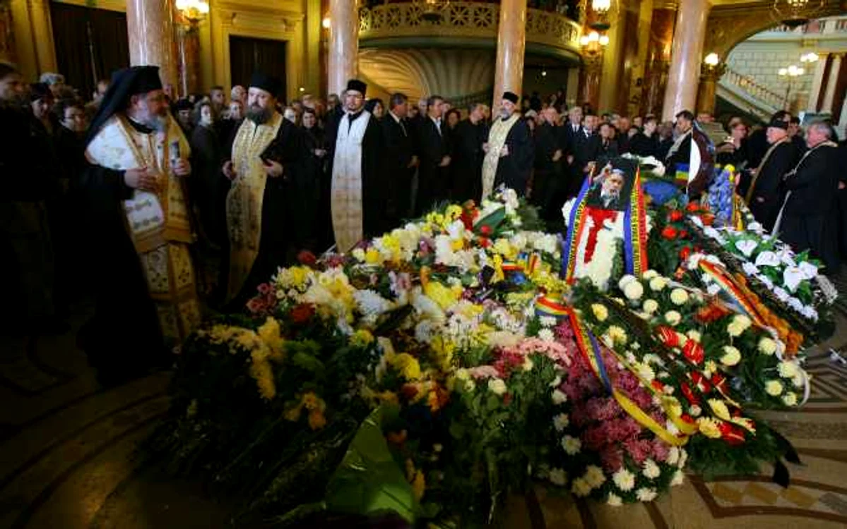 Înmormântare Adrian Păunescu