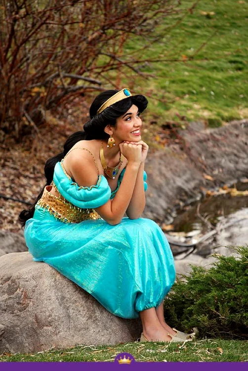 Prințesa Jasmine este una dintre cele mai populare tranformări ale tinerei de 25 de ani