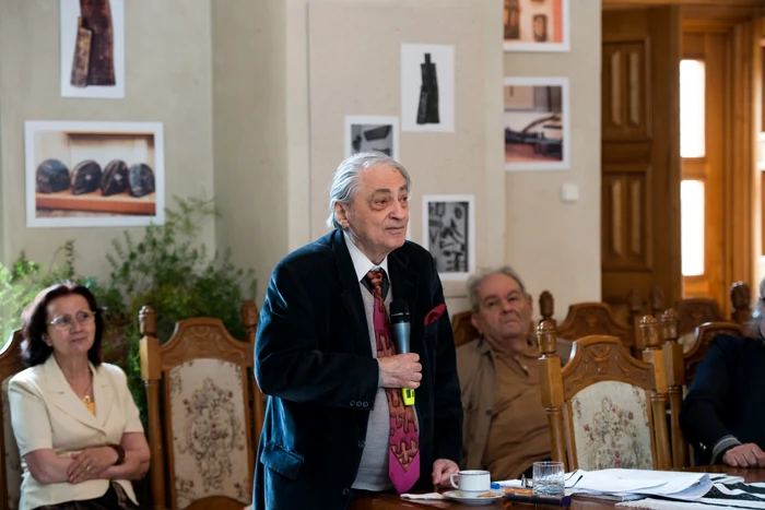 Dan Hăulică, alături de Teodora Stanciu la Putna FOTO: Mănăstirea Putna