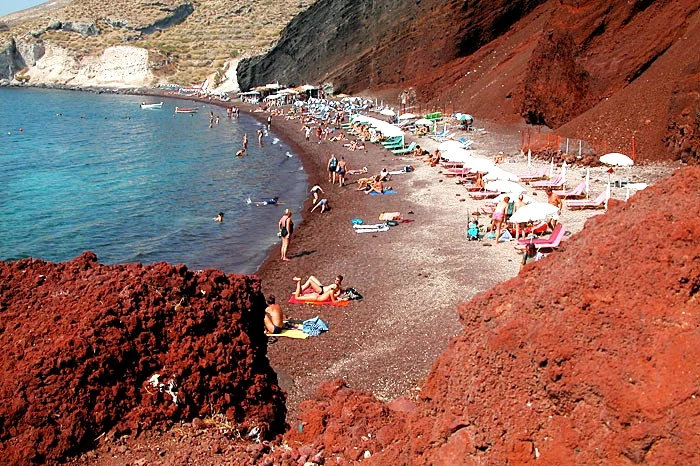 Cele mai frumoase staţiuni din Grecia - Red (Santorini) este un loc unic în lume