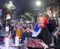 Oamenii sărbătoresc după ce Aleksandar Vucic și-a recunoscut înfrângerea în alegerile parlamentare din Serbia