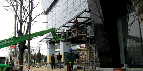 Deschiderea mall-ului a dus la stabilizarea ratei şomajului în Arad