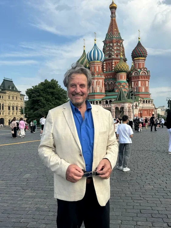 Errol Musk, tatăl celebrului antreprenor Elon Musk, în vizită la Moscova FOTO: X