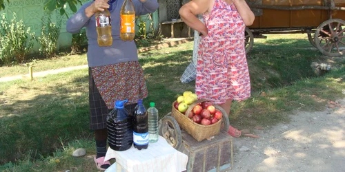 Viticultorii din Orlesti au o cruce pentru truda cu care au muncit pamanturile