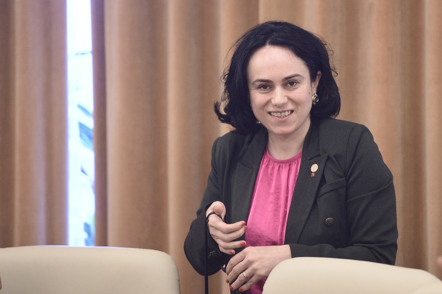 Ministrul Muncii: Cu pensia minimă, un vârstnic nu reușește să-și asigure necesitățile. Ce spune despre noi creșteri