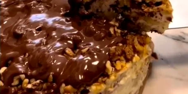 Rețetă de tort de biscuiți, fără coacere 6 jpg