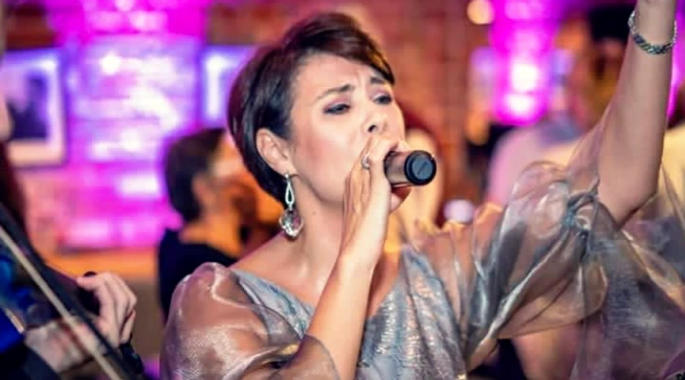 Adriana Antoni și-a pierdut mama acum 19 ani foto: Instagram 