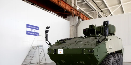 abrica General Dynamics a demarat producţia de blindate PIRANHA 5 FOTO General Dynamics